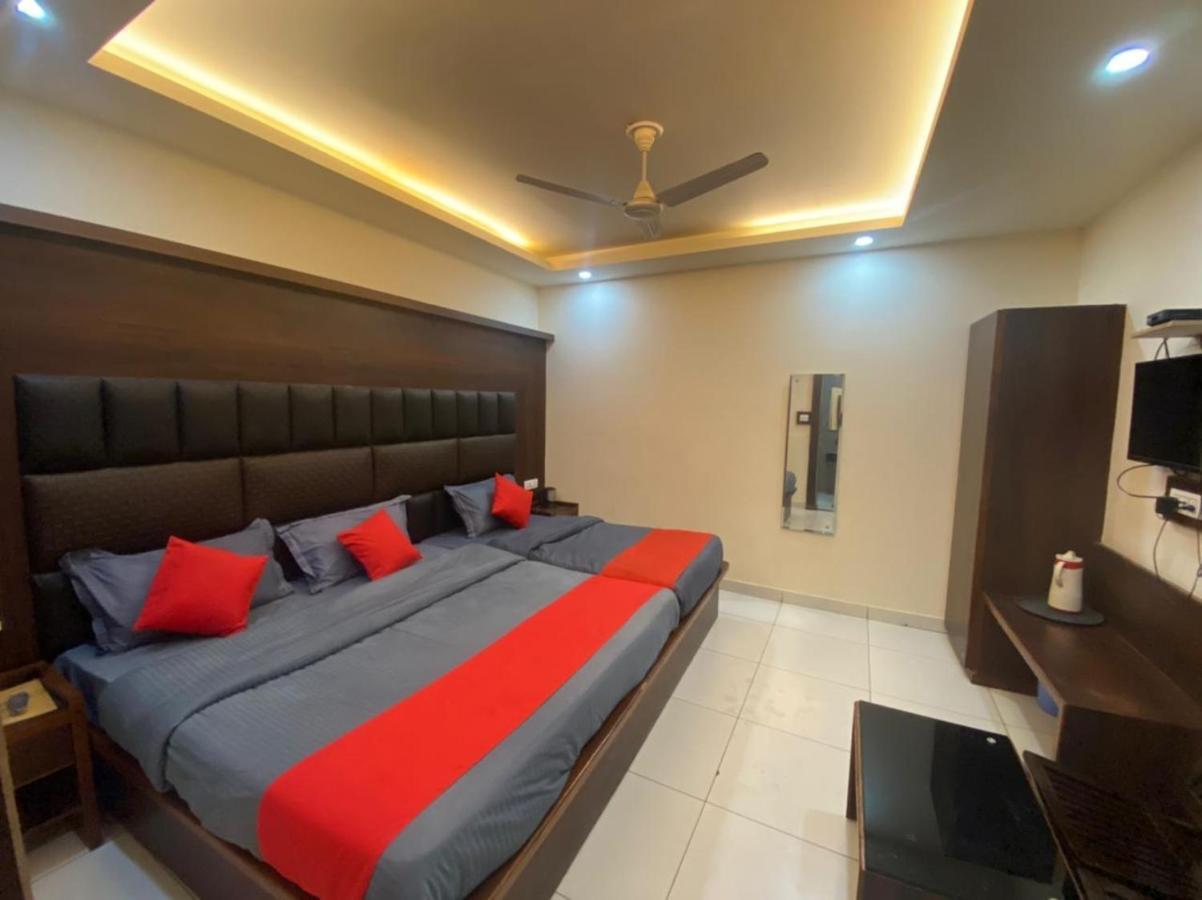 Hotel Katra Royal Stay 외부 사진
