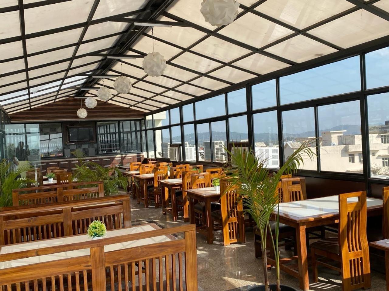 Hotel Katra Royal Stay 외부 사진