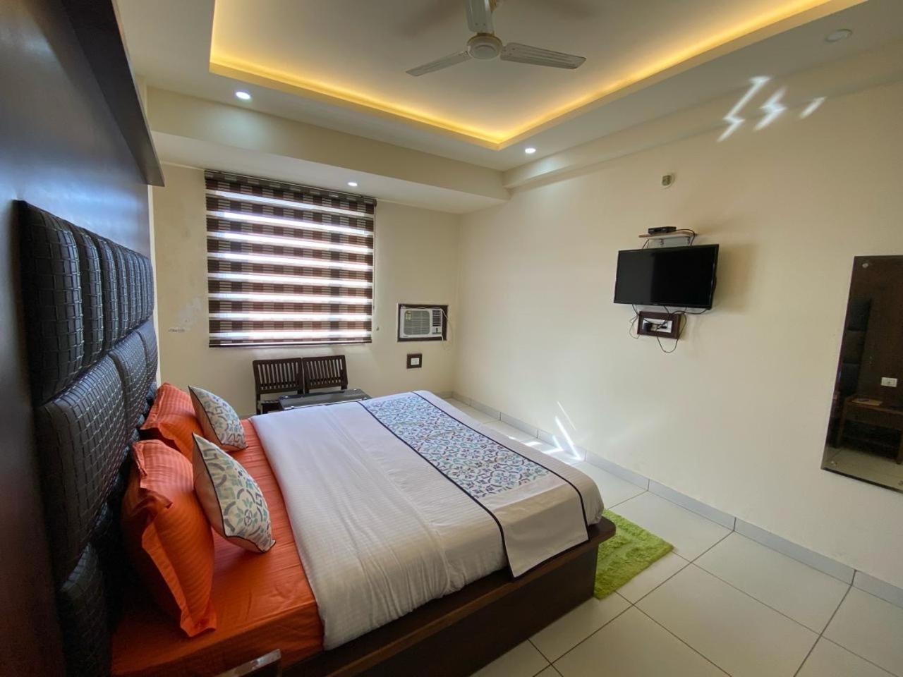 Hotel Katra Royal Stay 외부 사진